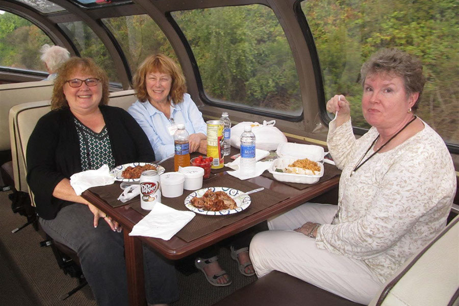 170 23 Neva Sprung, Laura Perkins and Pat Kurre Enjoy Dinner in   the Dome